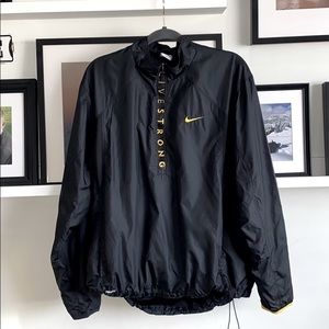 NIKE Pullover with Top Zip